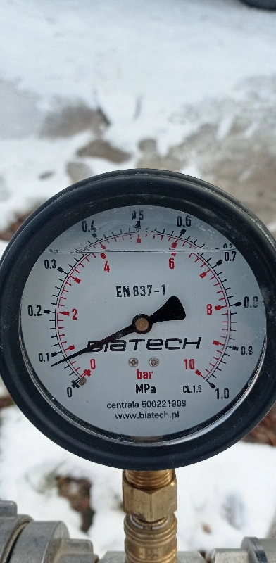 Przegląd hydrantów wewnętrznych i zewnętrznych - obraz