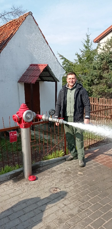 Przegląd hydrantów wewnętrznych i zewnętrznych - obraz